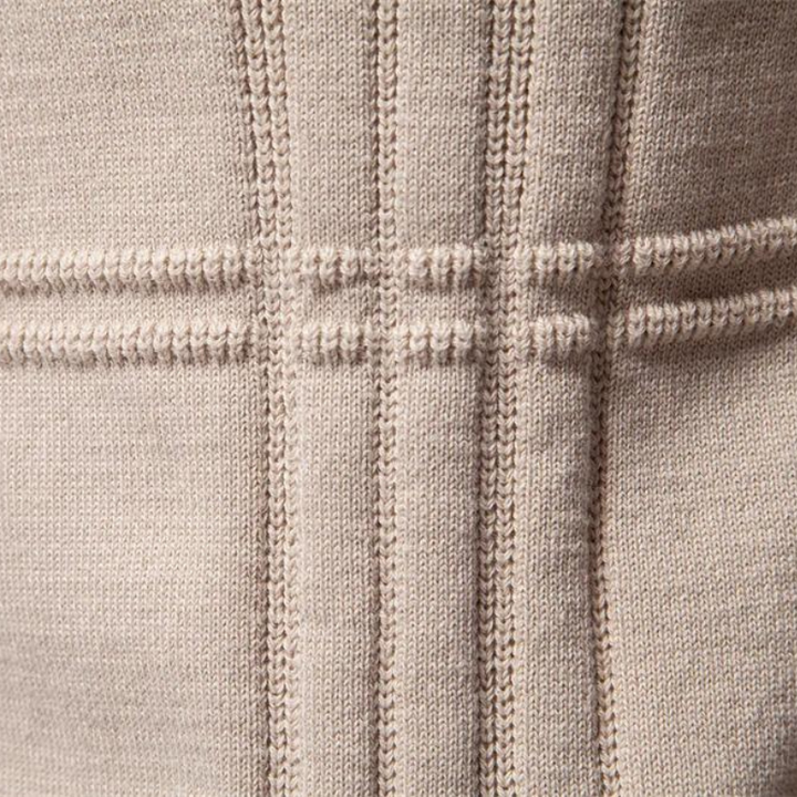 Kursava™ | Men's Sweater With Checkered Design